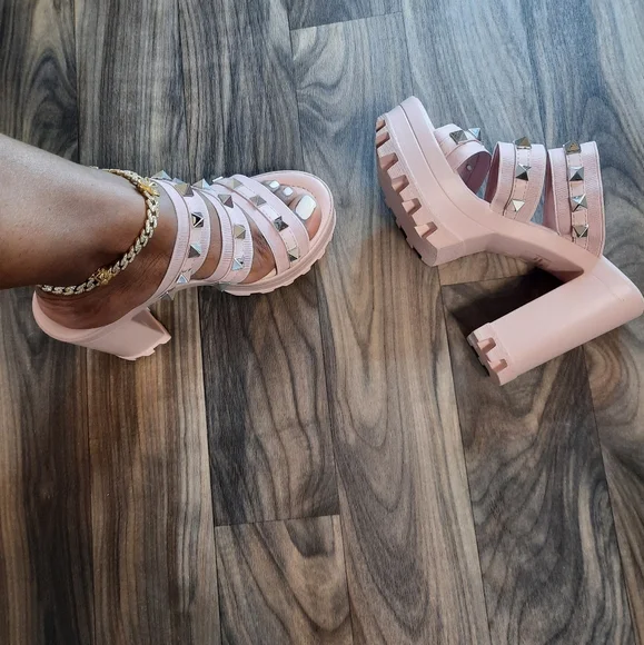 Blush sandals w. heel - Picture 2 of 2
